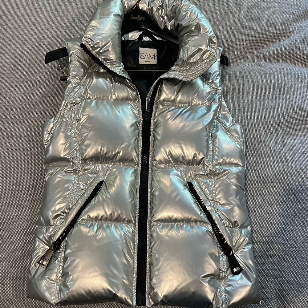 Sam vest